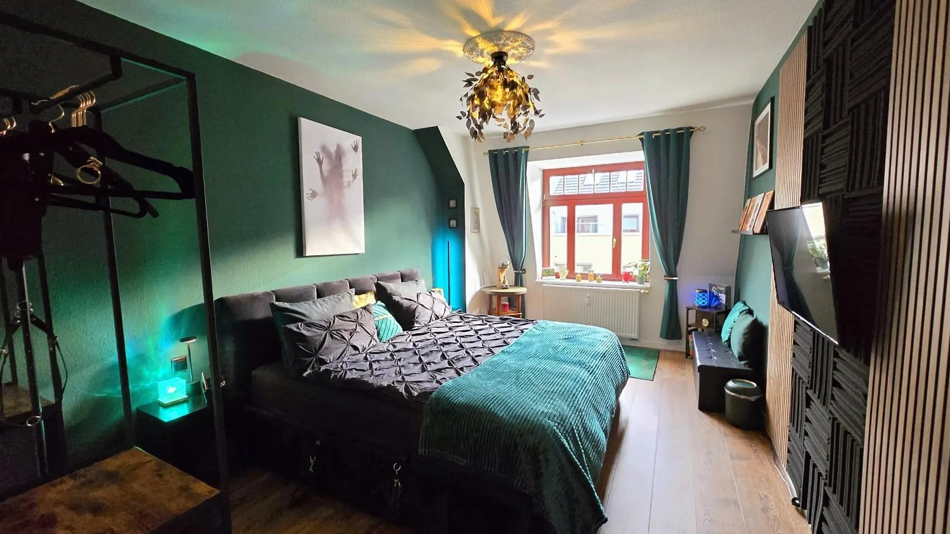 Fifty Shades Of Green P18 Apartment Dresden