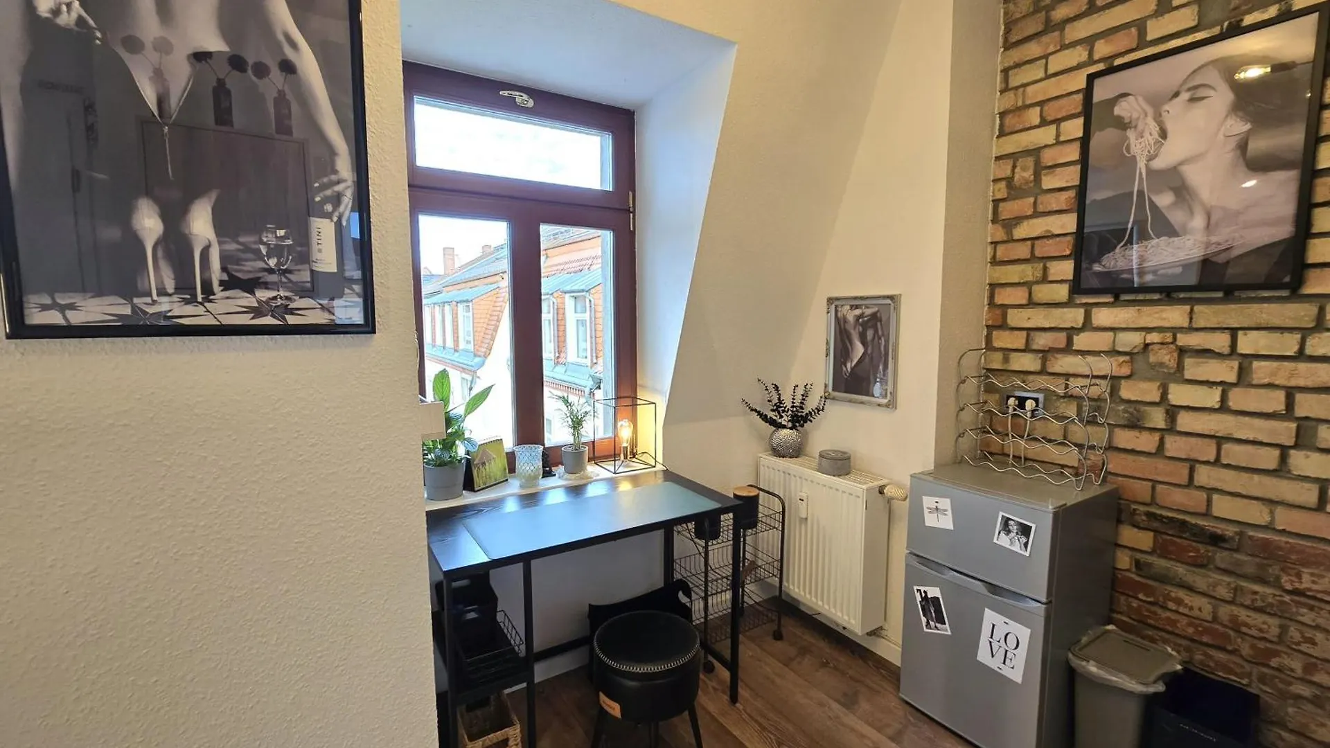 Fifty Shades Of Green P18 Apartment Dresden Germany
