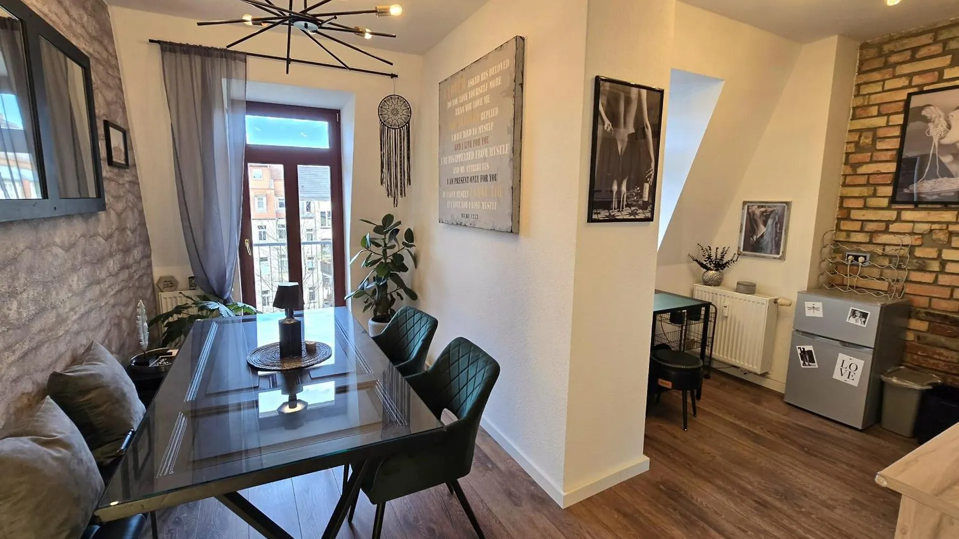Fifty Shades Of Green P18 Apartment Dresde